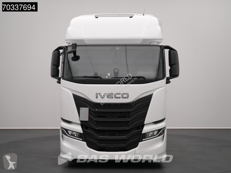 Iveco S-Way 460 4X2 Mega 2x Tanks Standklima...