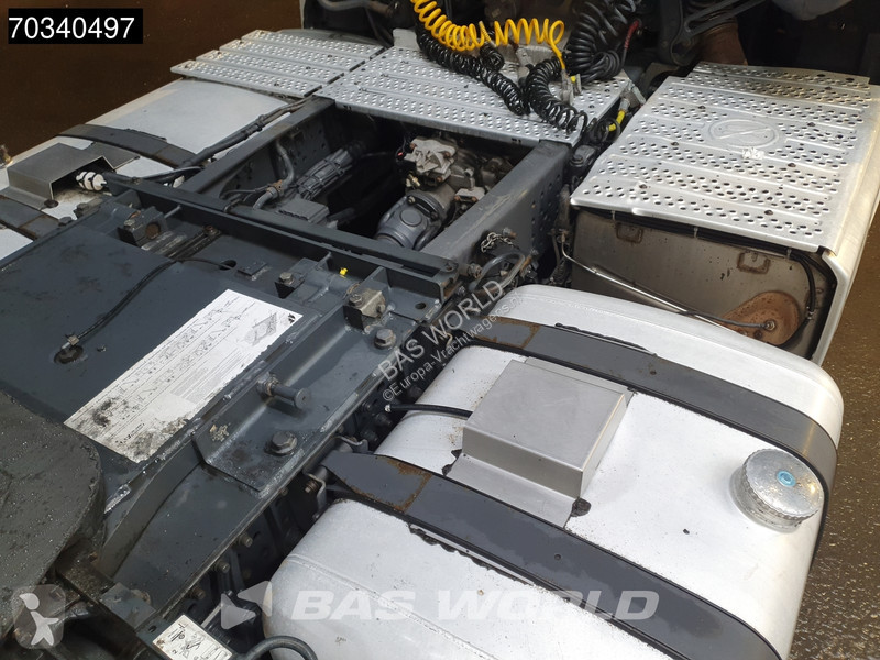 Mercedes 1942 4X2 Mega StreamSpace NL 2xTanks...