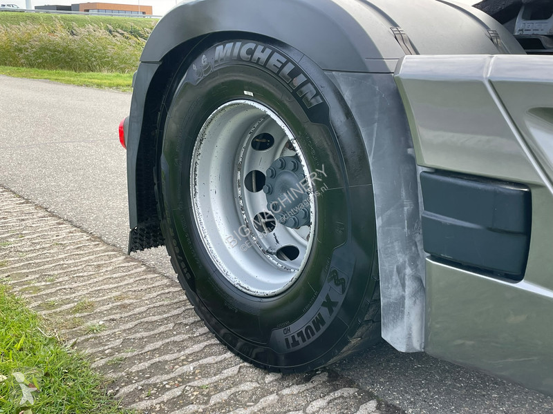 Trekker  ACTROS 1853 LS 4X2