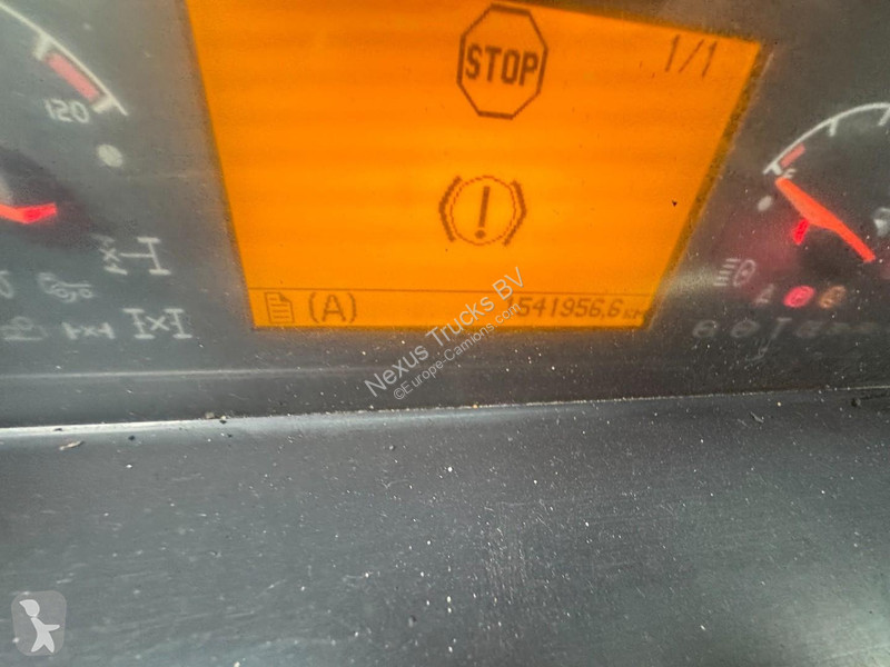 Traktor Volvo - 420 Globetrotter (MANUAL...