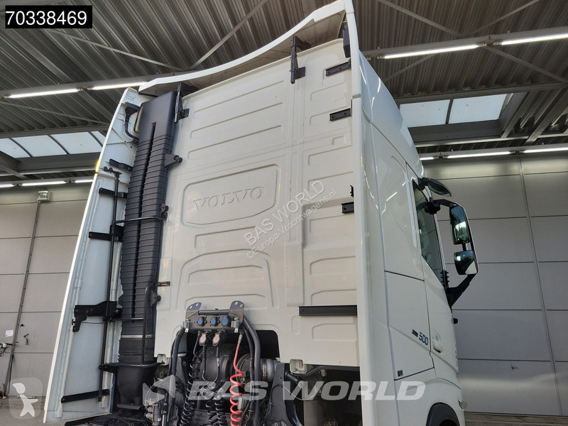 Tahač Volvo 500 4X2 XL 2x Tanks I-ParkCool ACC