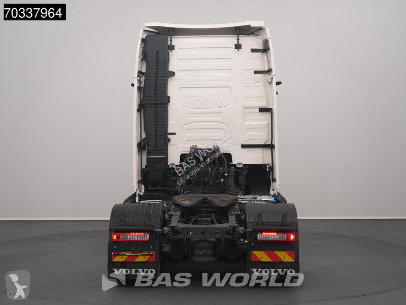Trekker Volvo Aero 500 4X2 Aero XL 2x Tanks ACC