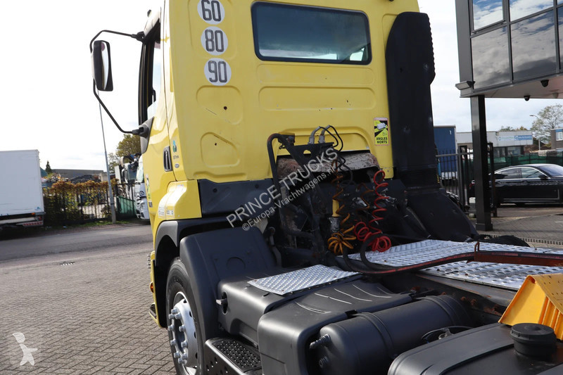 Traktor Renault * MANUAL * 4X2 * HYDRAULIC *