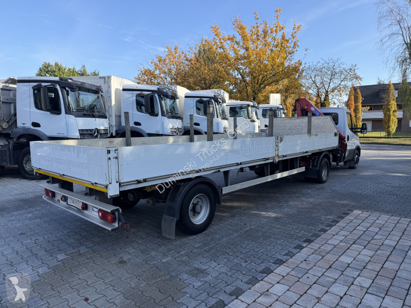 Tratores Iveco Daily 70-180 Kran HMF 710 +...