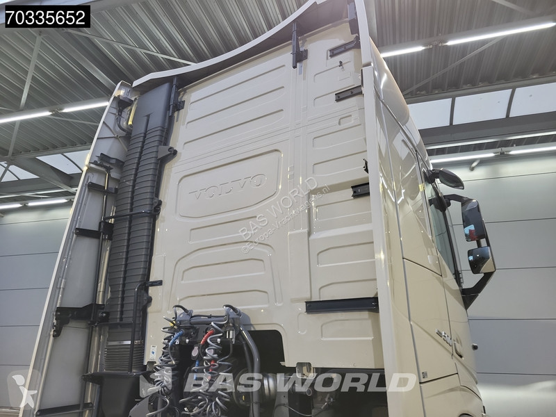 Cabeza tractora Volvo 500  4X2 XL Retarder 2x...