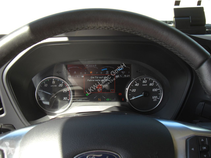 جرار Ford 500