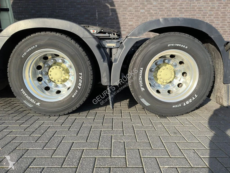 Traktor Volvo 16750 6X4 XXL CABINE...