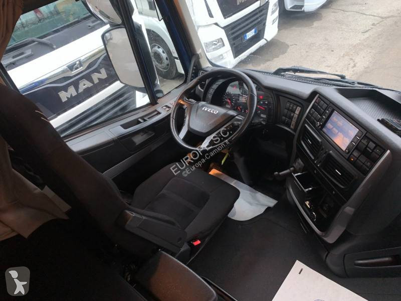 Tracteur Iveco