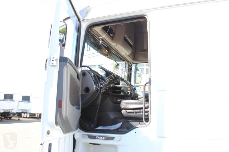 Tractor DAF   530 SSC  Retarder  Kühlbox  2...