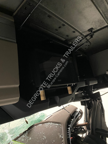 Traktor DAF + 480