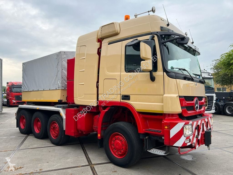 Tahač Mercedes 4160 8x6/4 SLT