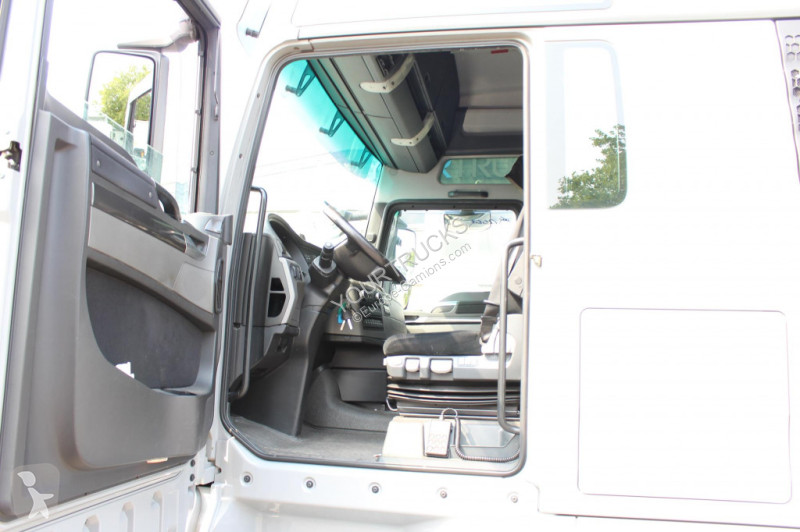 Traktor MAN TGX 18.520 XXL D38   Retarder...