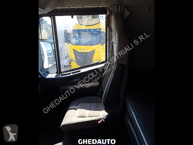 Tahač Iveco Stralis AS440S48 - TRATTORE