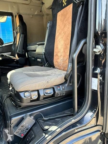 Traktor Iveco