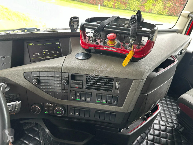 Trattore Stradale Volvo FH...