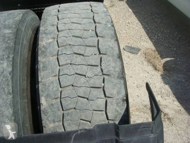 Tahač Mercedes