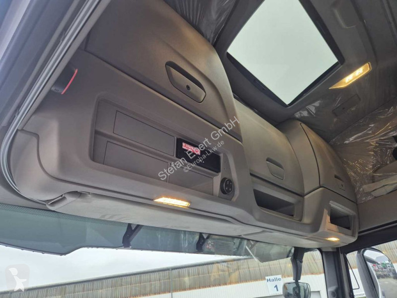 Tractor Iveco X-Way AS440X57TZ/P ON+ 6x4...