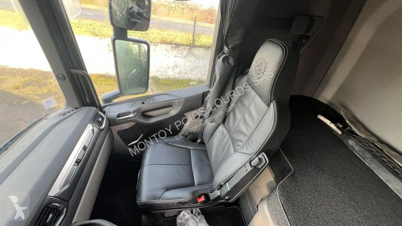 Traktor Scania 540