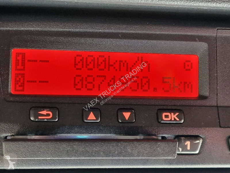 Traktor MAN 26.560 XXL 6x2/4 - Custom interior...