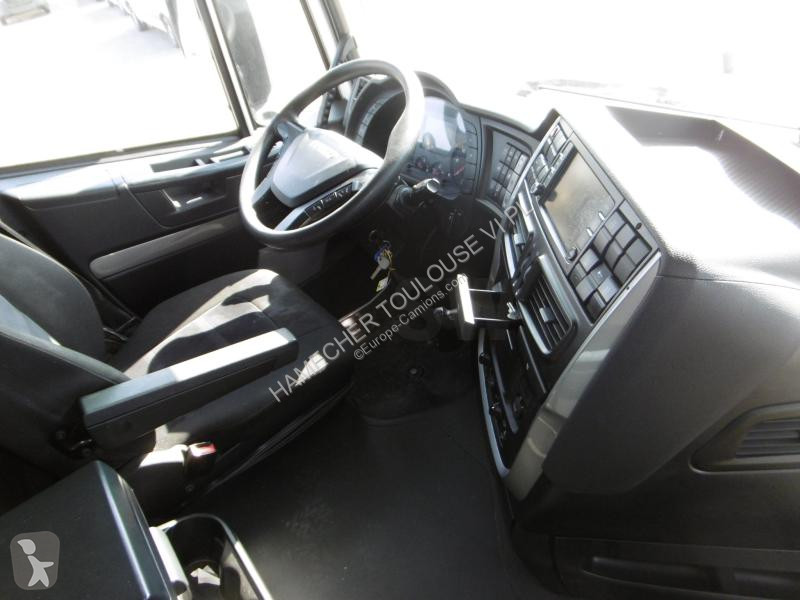 Tracteur Iveco NP 460