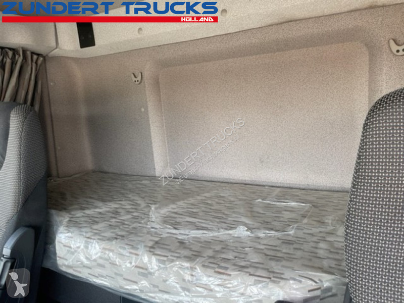 Tracteur DAF 440 SPACECAB ADR