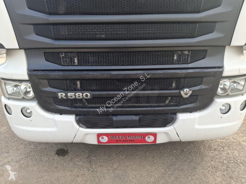 Traktor Scania 580