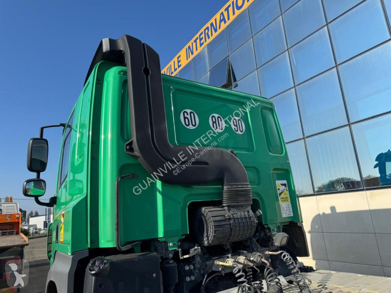 Traktor DAF 460