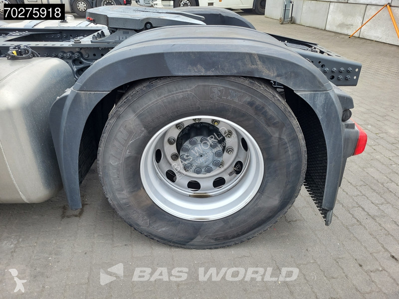 Traktor Mercedes 1851 4X2 BigSpace 2x Tanks