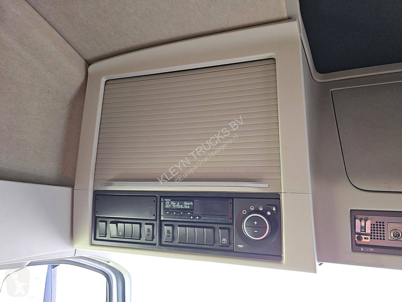 Traktor Volvo 500 2X TANK I-PARK-COOL
