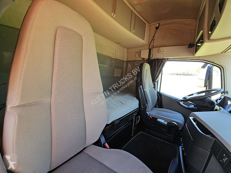 جرار Volvo FH  I-SAVE SKIRTS 2XTANK