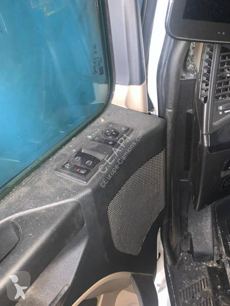 Traktor Mercedes