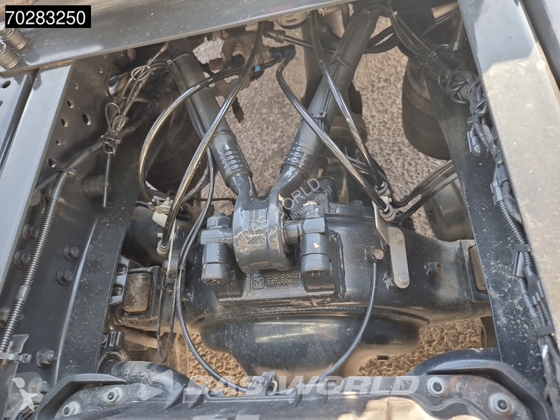 Tractor Iveco S-Way 490 4X2 DAMAGED! chassis...