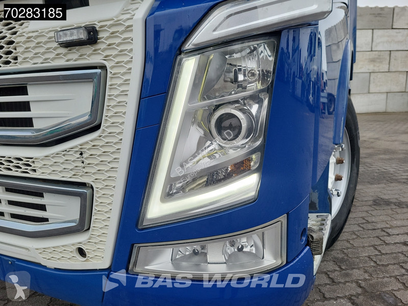 Trekker Volvo 500 898 4X2 VEB+ Hydraulik...