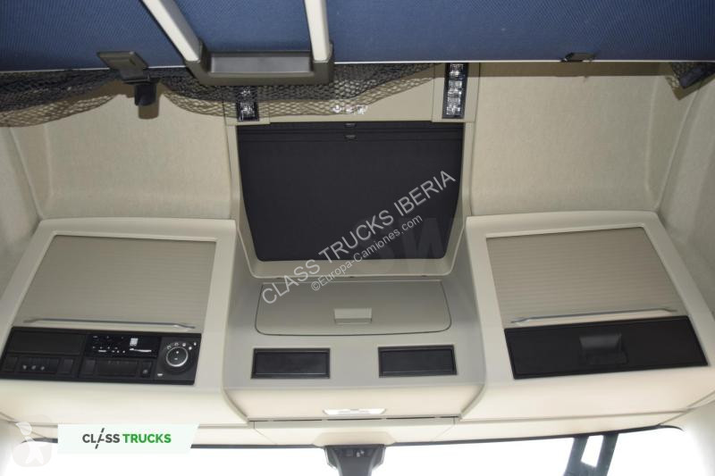 Traktor Volvo Globetrotter XL Retarder