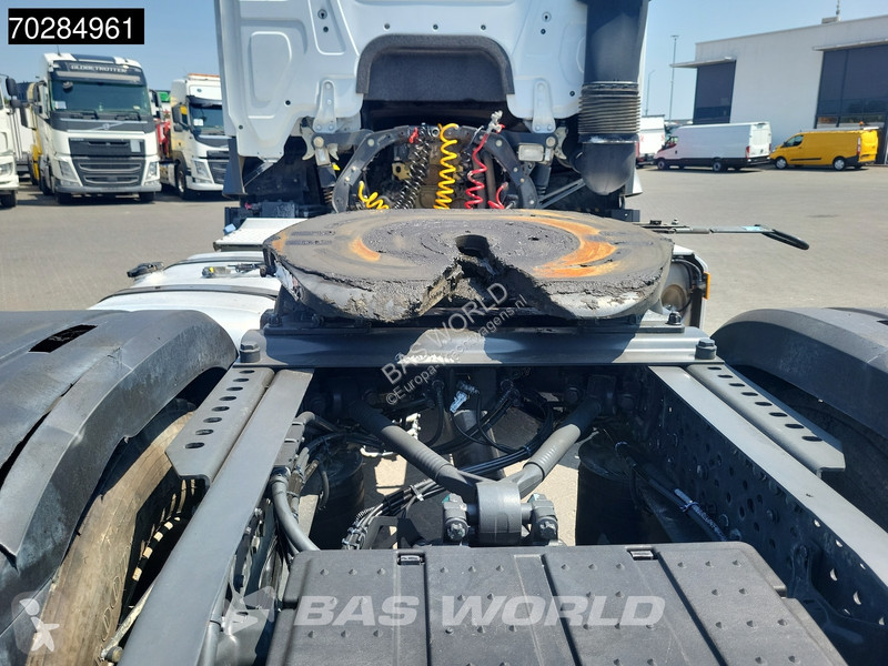 Traktor Mercedes 1845 4X2 ClassisSpace PTO...
