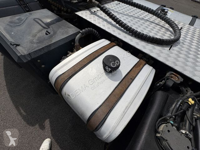 Traktor Scania...