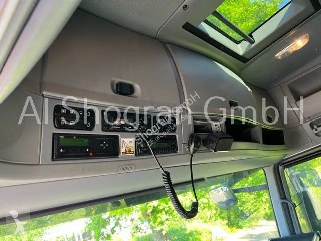 Tahač Mercedes 4155...