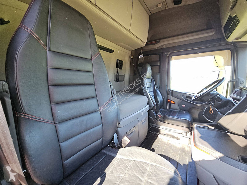 Traktor Scania S520 V8 RET. EATHER