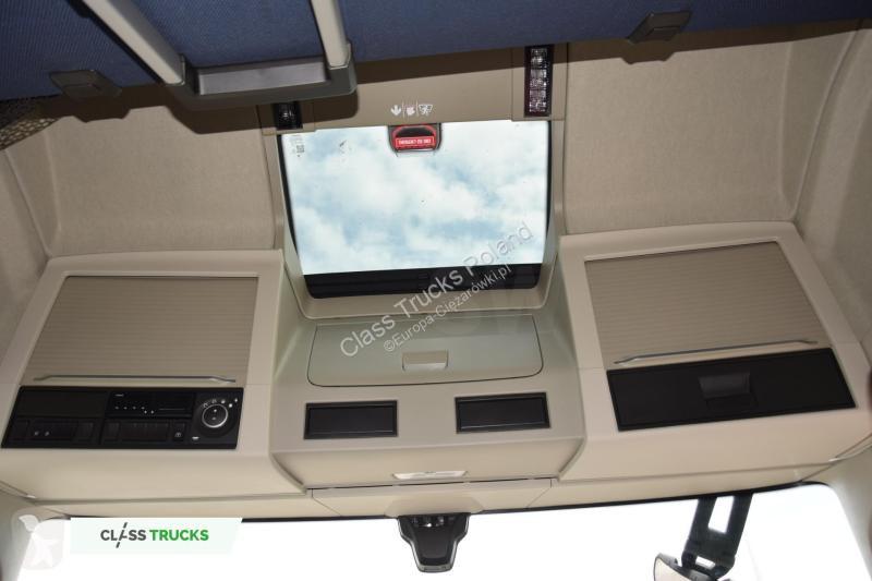 Traktor Volvo 500 Globetrotter XL