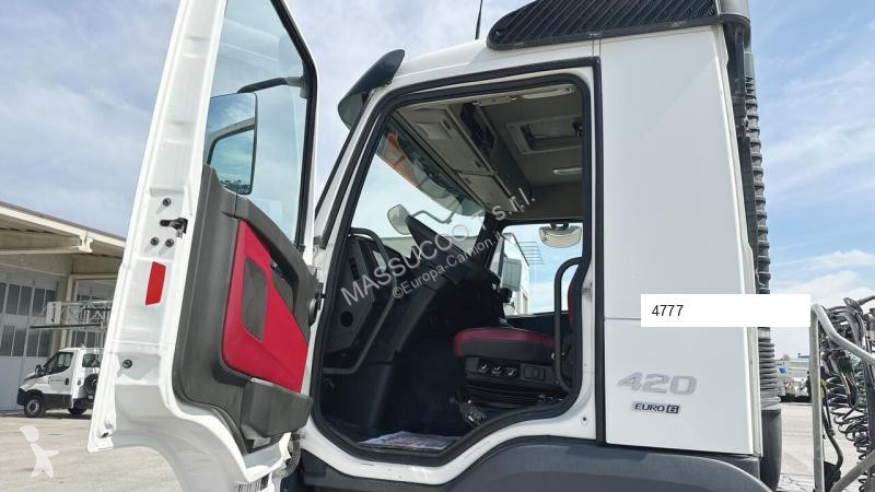 Traktor Volvo FMX420