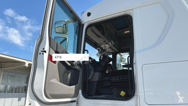 Cabeza tractora Scania XT R500