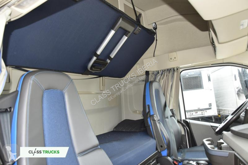 Traktor Volvo 500 Globetrotter XL