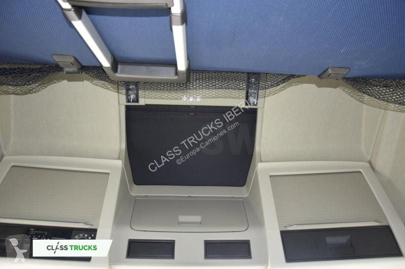 Traktor Volvo 500 Globetrotter XL