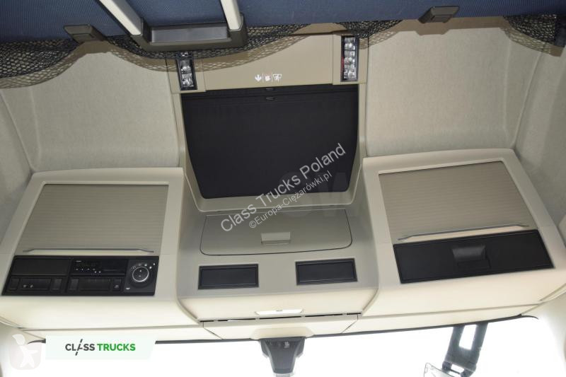 Traktor Volvo 500 Globetrotter XL