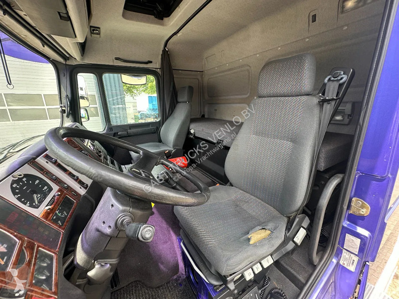 Traktor MAN 4x2 Euro 2 / 6 Cilinder / Manual /...