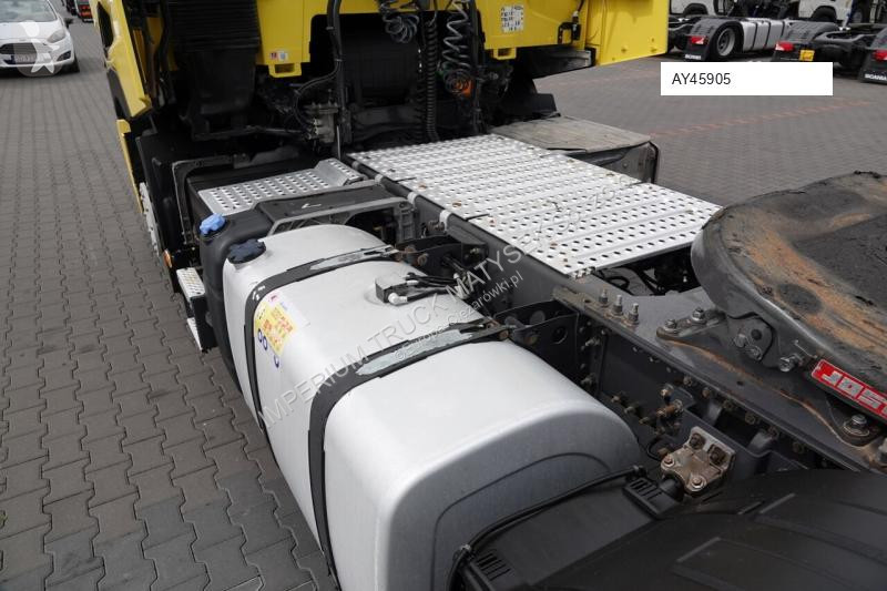 Traktor Renault T 440