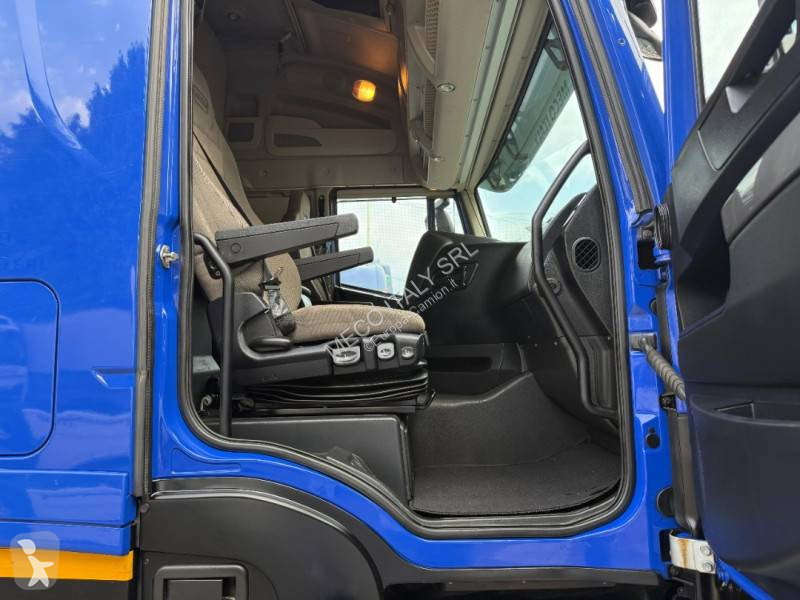 Traktor Iveco