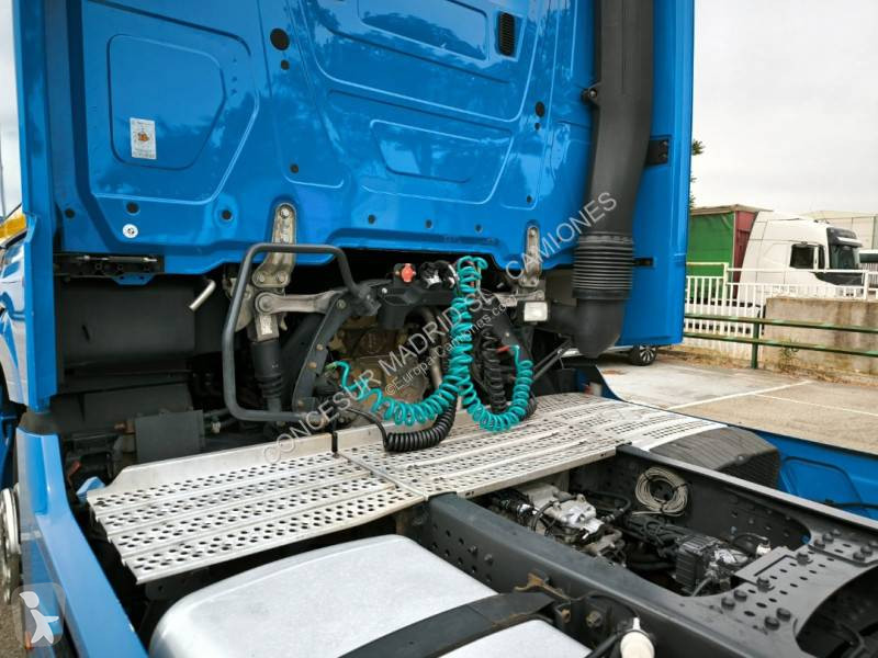 Traktor Mercedes