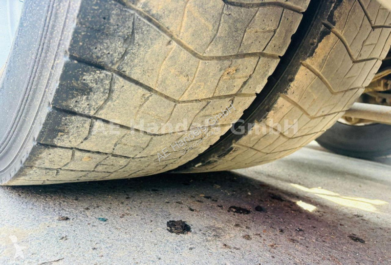 Tractor Iveco 560