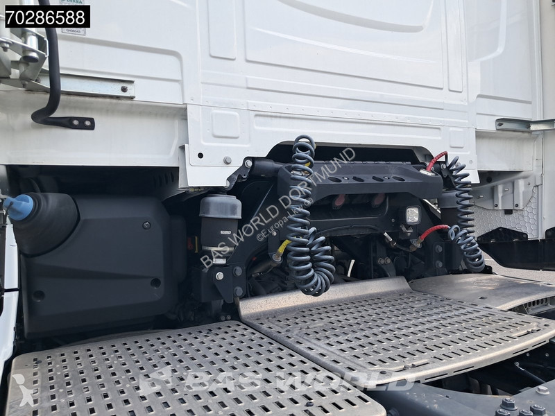 Traktor DAF 530  4X2 Retarder 2xTanks ACC LED...